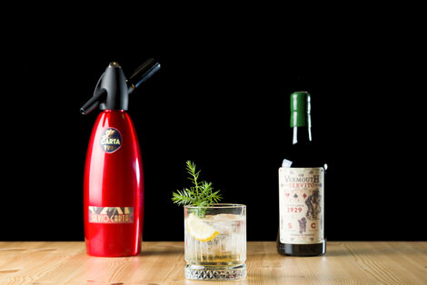 Opskrift og fremgangsmåde for Servito & Soda Cocktail