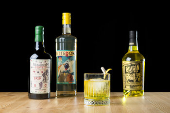 Opskrift og fremgangsmåde for Golden Negroni Cocktail