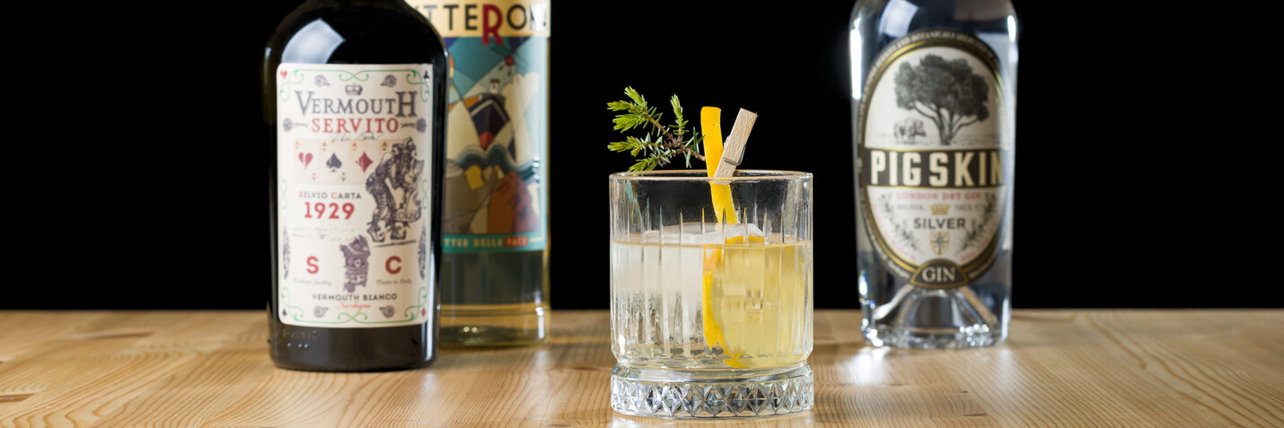 Opskrift og fremgangsmåde for White Negroni Cocktail