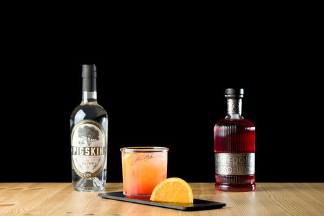 Opskrift og fremgangsmåde for Frank on the Rocks Cocktail