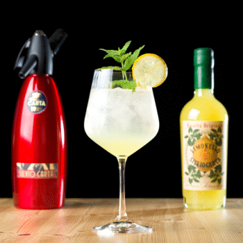 Limonello Spritz Cocktail