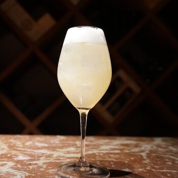 drink, cocktail, riedel, gin, hindbær, white raspberry lady, opskrift, drinksopskrift