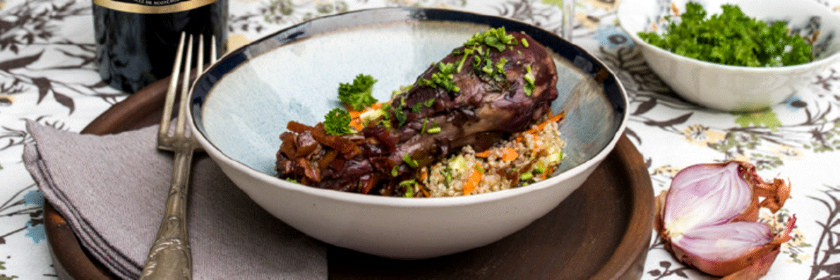 Coq au vin med quinoa og sautererede grøntsager, opskrift, fremgangsmåde, tilberedning, mad, vin