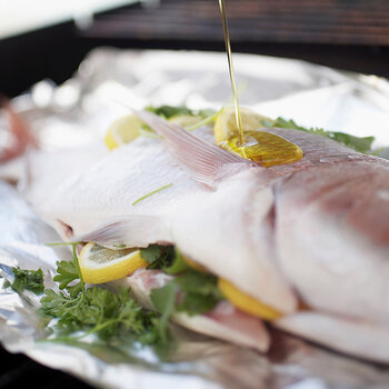 hvidvin, fisk, chardonnay, riesling, pinot gris, sauvignon blanc, sushi, pighvarrejer, tun, laks