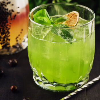 gin, basilikum, drink, opskrift, drinkopskrift