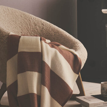 The Sweater Plaid, Brown