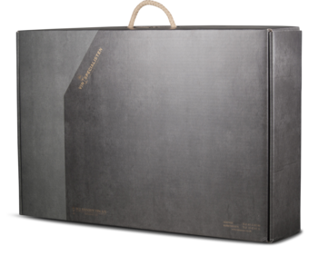 Stor grå gavekuffert