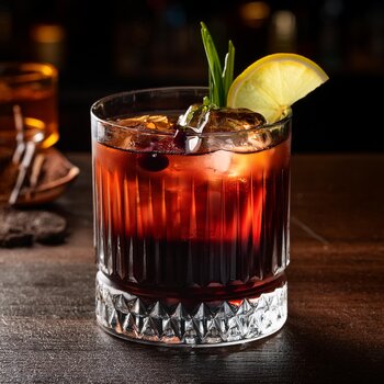drink, cocktail, riedel, rom, jordbær, Straight up Strawberry Daiquiri, opskrift, drinksopskrift